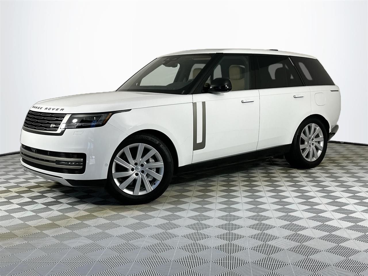 2025 Land Rover Range Rover Plug-In Hybrid