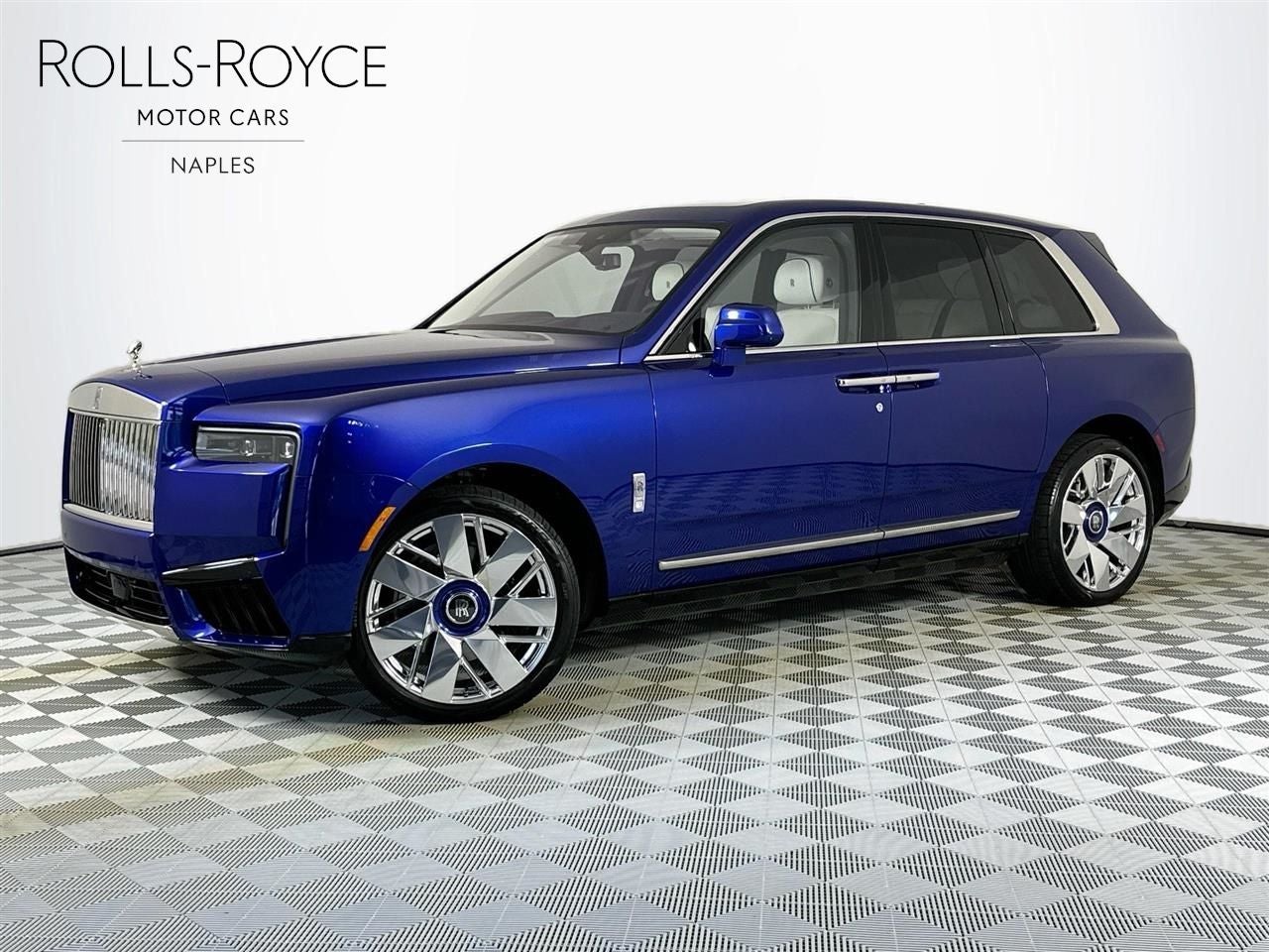 2025 Rolls-Royce Cullinan in Salamanca Blue — front three-quarter view